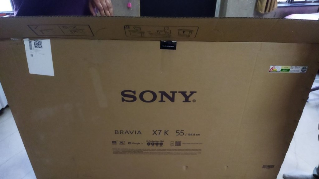 Flipkart Big Billion Days sale Man orders 1 lakh Sony TV to watch ICC World Cup 2023; gets Thomson TV in box