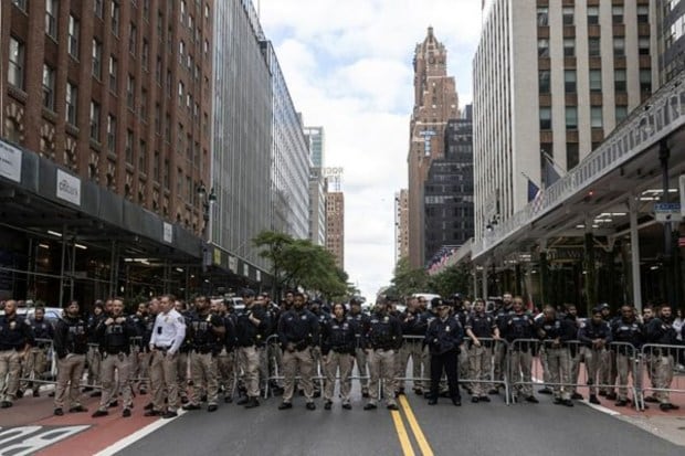 New York police officers stand guard near Consulate General of Israel on the second day of Israel and Hamas conflict in Manhattan in New York City. (Image: Reuters)