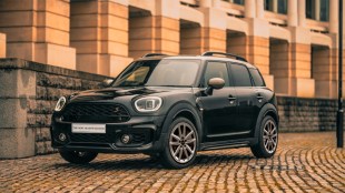 MINI Countryman Shadow front