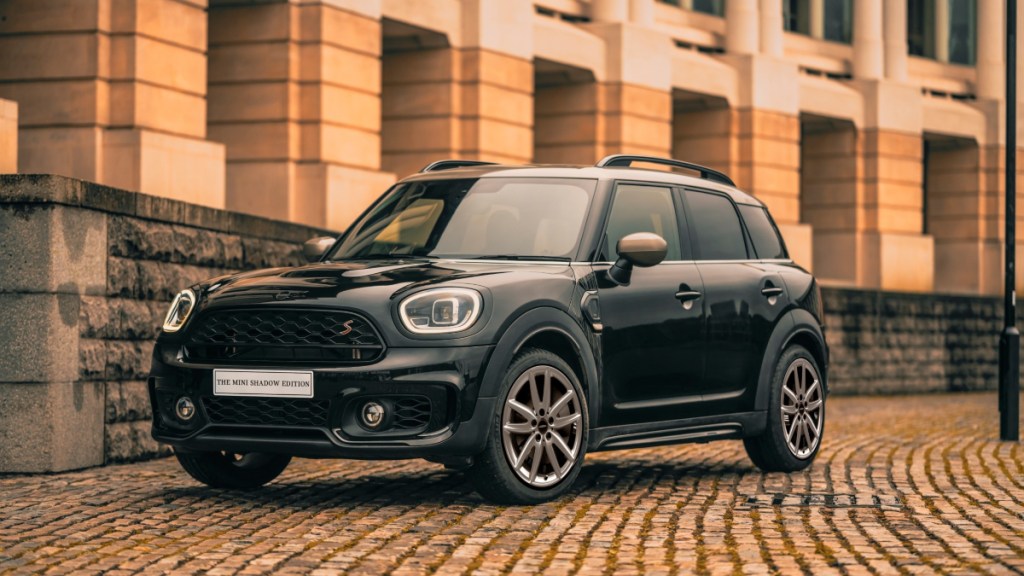 MINI Countryman Shadow front