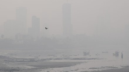 Mumbai more polluted than Delhi! Maximum city records higher PM10 level, minister says mostly dust Mumbai more polluted than Delhi! Maximum city records higher PM10 level, minister says mostly dust