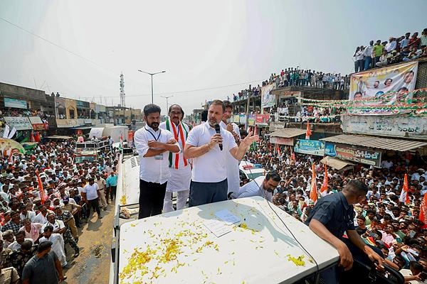 Rahul Gandhi holds 'Vijayabheri Yatra', claims ‘BJP-BRS-AIMIM’ alliance vs Congress in Telangana polls Rahul Gandhi holds 'Vijayabheri Yatra', claims ‘BJP-BRS-AIMIM’ alliance vs Congress in Telangana polls