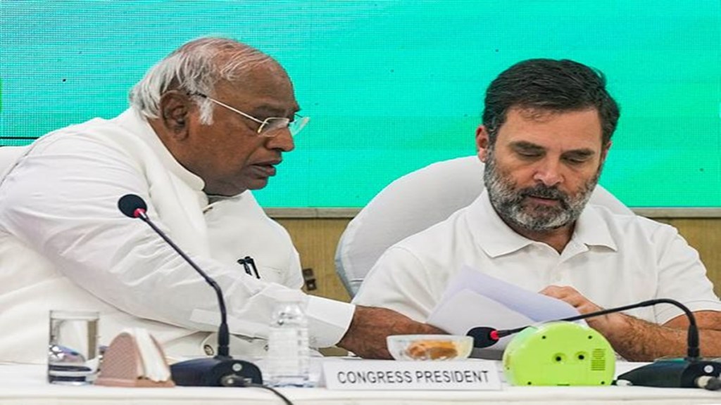 OBCs under women's reservation, nationwide caste census: Mallikarjun Kharge's big promises at CWC meet in Delhi OBCs under women's reservation, nationwide caste census: Mallikarjun Kharge's big promises at CWC meet in Delhi