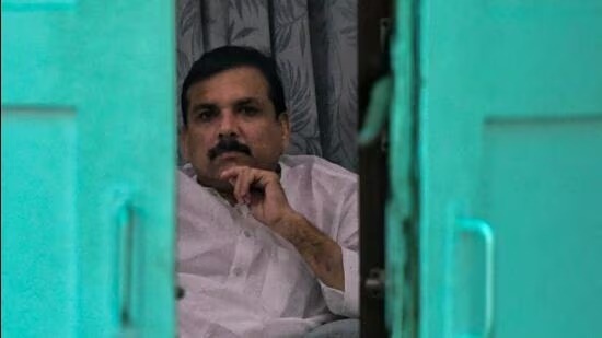 'Tareekh pe tareekh...', says AAP, stages protest demanding Sanjay Singh's release