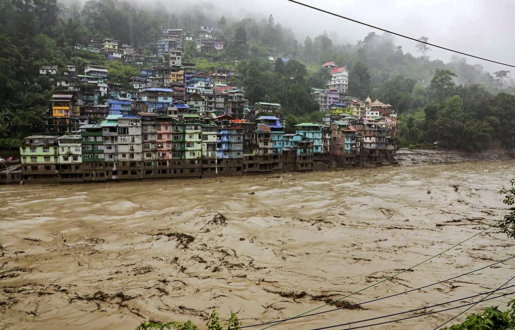 Sikkim flash floods: 14 dead, 22 jawans among 102 missing; over 3,000 tourists stranded