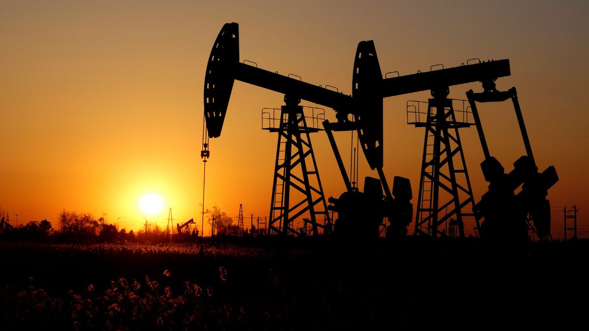 Oil prices surge amid escalating middle east crisis - CaFE Invest News ...