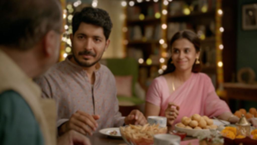 he campaign is spread across the mediums of print, radio and OOH he campaign is spread across the mediums of print, radio and OOH