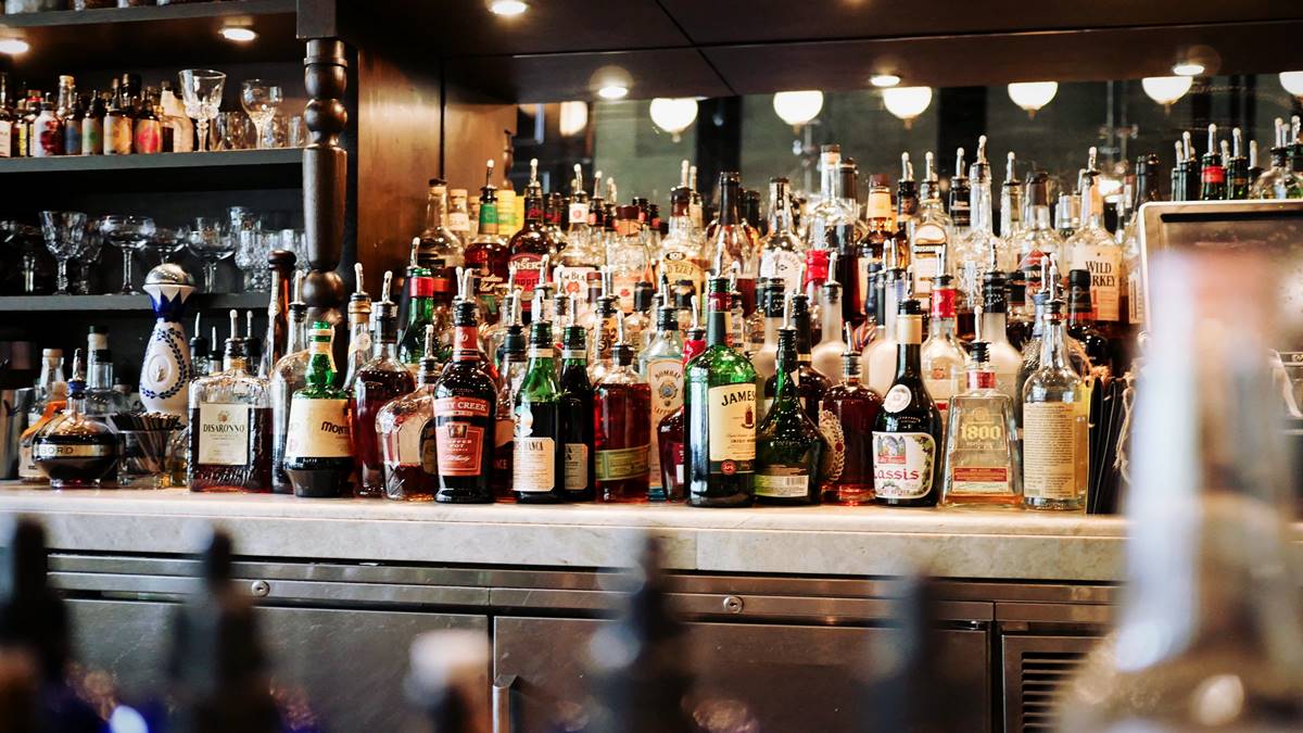 liquor industry, revenue growth, demand, premiumisation, distillers, brewers, credit profiles, volume growth, input cost, packaging costs, Barley prices, duty structure, government policy