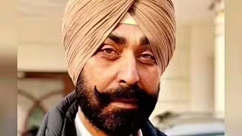 Delhi Police arrests two Arsh Dalla gang members involved in Punjab Congress leader's murder Delhi Police arrests two Arsh Dalla gang members involved in Punjab Congress leader's murder