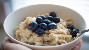 Oats, Oatmeal, Oats side effects, oats benefits, health news, wellness news,