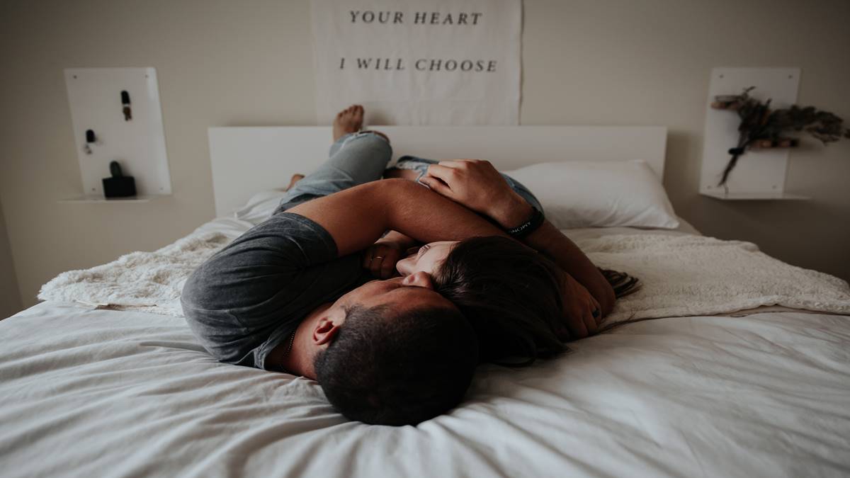 Menopause, Menopause and sex, sexual pleasure, periods sex, sex and pleasure, Menopause news, what is Menopause, lifestyle