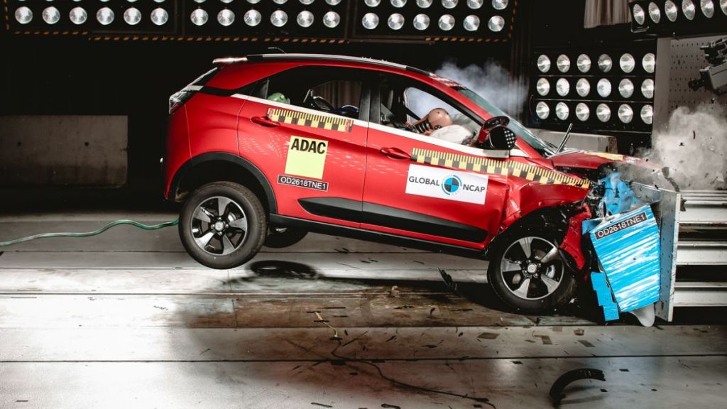 affordable 5 star safety cars
