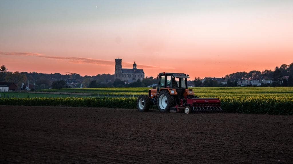 BharatAgri, Arkam Ventures, Capri Ventures, Agricultural tech, agritech, ecommerce, farmers ecommerce, funding news