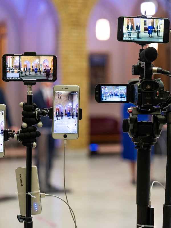 pexels-wisam-alazawi-9622793 (1)