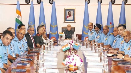 Rajnath Singh, Indian Air Force, Chief of Air staff, Air Chief Marshal VR Chaudhari, Indian air force news, Russia-Ukraine war, defence latest news, China, pakistan,