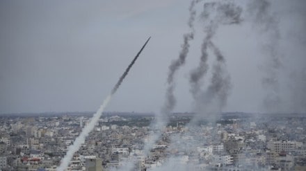 Israel-Hamas war, Bond yields, economic implications, interest rates, inflation, oil prices, macroeconomic impact, economic interests