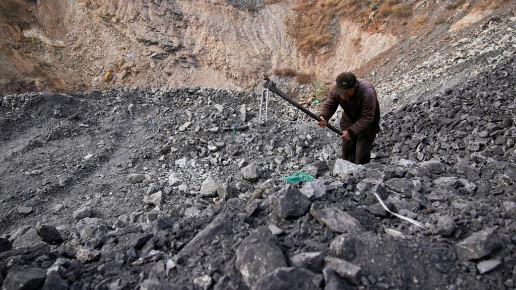 Chinese coal company, Chinese coal company office fire, Chinese coal company fire death,