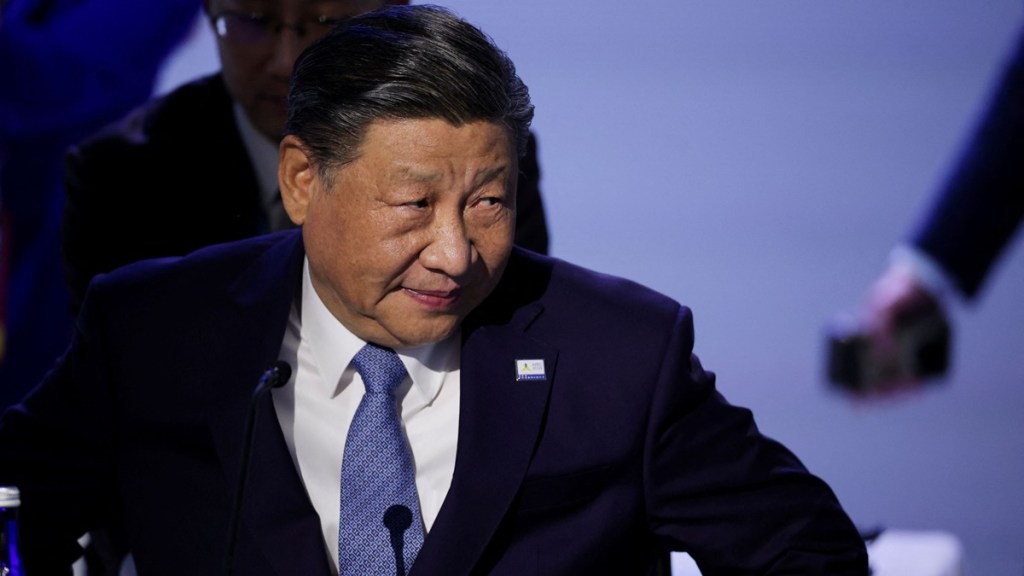 Xi Jinping stressed that the new force must use information assets to support combat operations (Photo: Reuters)