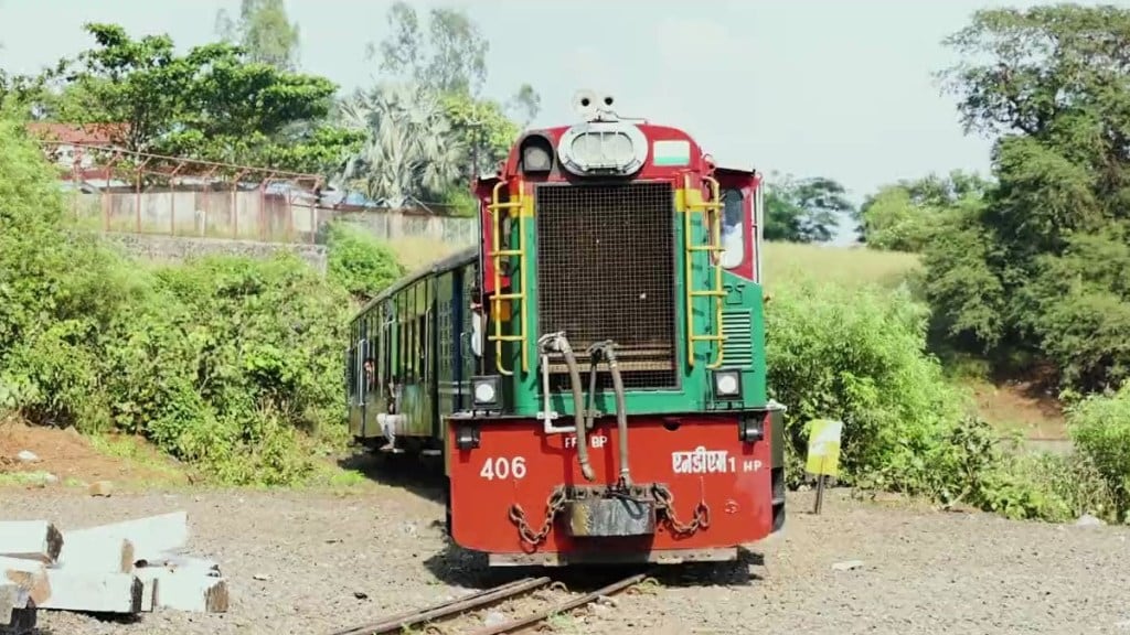 Neral-Matheran, Neral-Matheran train services, Neral-Matheran services, Neral-Matheran train timings, Neral-Matheran train coach composition, Neral-Matheran train ticket, Neral-Matheran ticket fare,