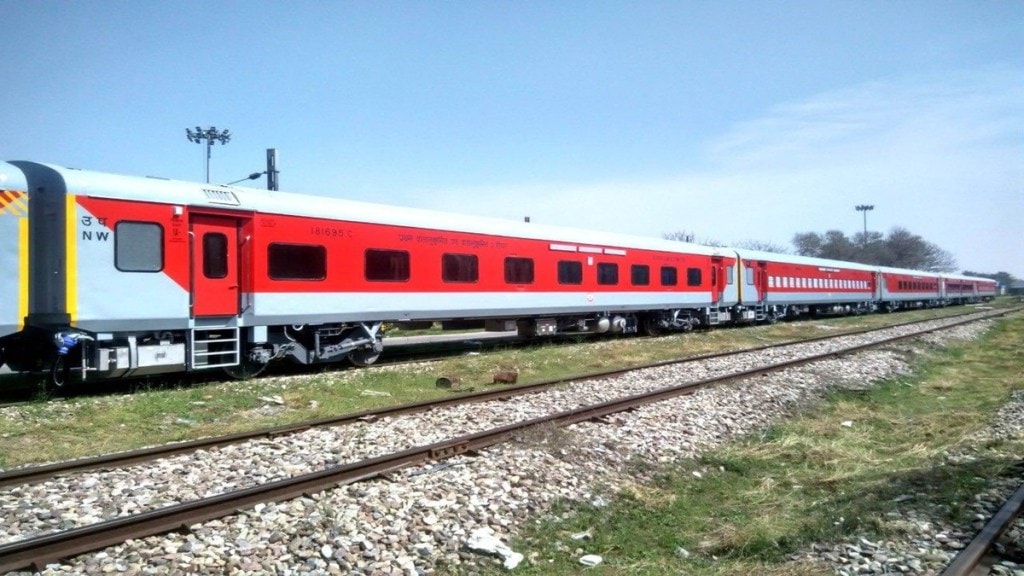 Indian Railways, Indian Railways achievement, Indian Railways growth, Indian Railways remarkable growth, Indian Railways remarkable achievement, lhb coach, lhb coach production, lhb coach manufacturing, Indian Railways LHB coach features,