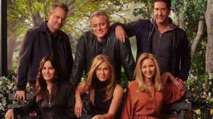 friends, matthew perry, friends cast, courtney cox, matthew perry tribute, matthew perry death