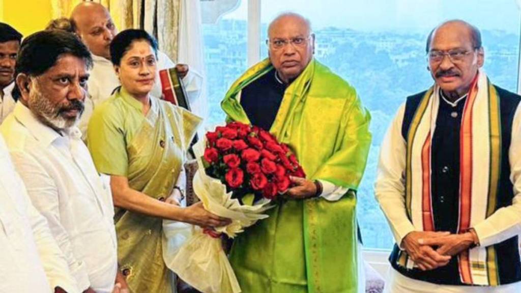 Vijayashanthi, telangana elections, Vijayashanthi actor, Vijayashanthi Vijayashanthi joins congress, telangana, assembly elections