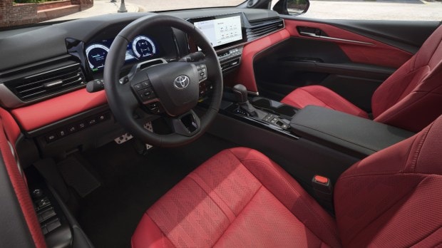 2025_Toyota-Camry interior