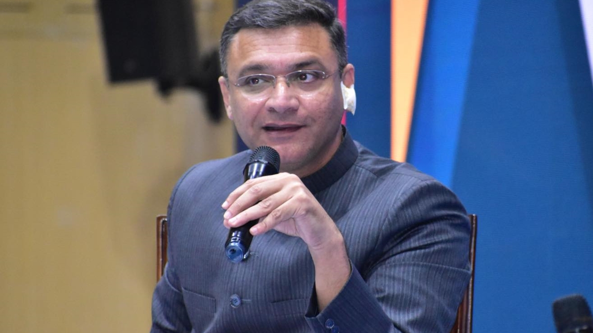 Telangana Election 2023: Akbaruddin Owaisi booked for threatening cop ...