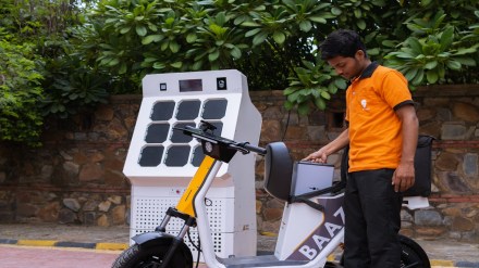 baaz bikes, ev bikes, carbo bikes, electric scooters, big capital, rakuten, kalaari, 9unicorn, startup funding, sustainable mobility, gig economy, gig workers, freelancers, amazon, zepto, zomato