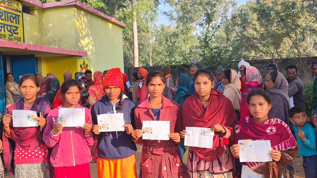 Chhattisgarh Assembly Election 2023 Phase 2 Voting Highlights: Polling across 70 Assembly constituencies took place on Friday. Chhattisgarh Assembly Election 2023 Phase 2 Voting Highlights: Polling across 70 Assembly constituencies took place on Friday.