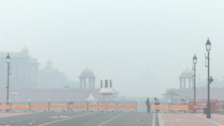 Supreme Court order up in smoke as smog returns to Delhi post-Diwali, AQI dips to 'poor' again