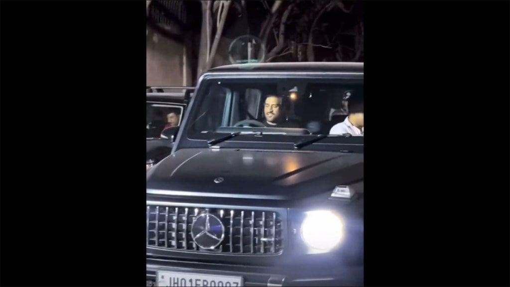 Dhoni AMG G63