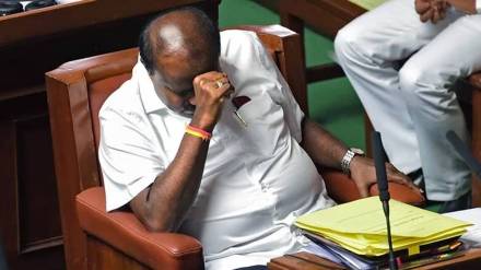Kumaraswamy accused of power theft during Diwali, says ready to pay fine Kumaraswamy accused of power theft during Diwali, says ready to pay fine