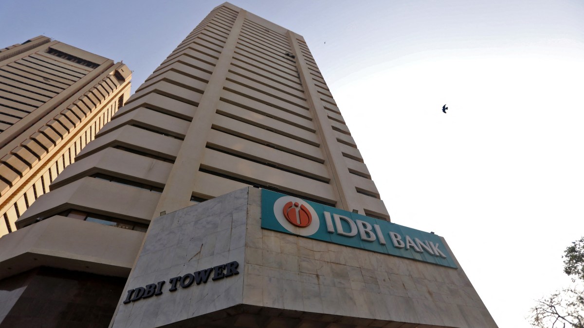 LIC, IDBI Bank, DIPAM, latest news, bancassurance, lic news, business news, top news, top business news,