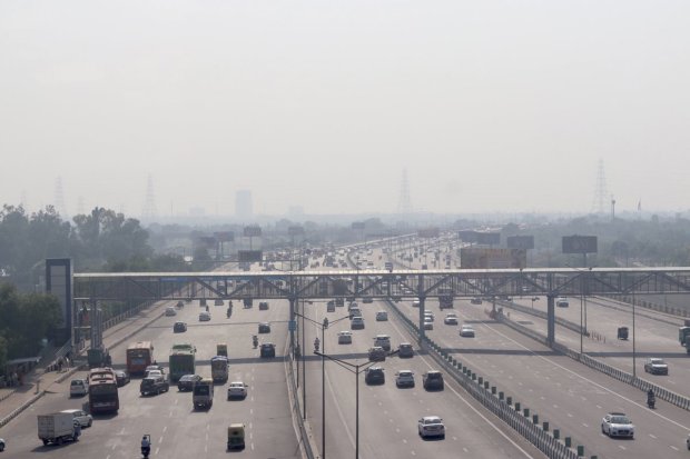 Unfavorable weather conditions combined with emissions from firecrackers and paddy straw burning, along with local pollution sources, escalate the air quality of Delhi-NCR to hazardous levels during winter. (Express Photo)