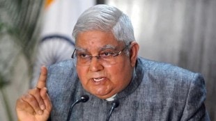 Vice President compares PM Modi to Mahatma Gandhi, Congress says 'shameful'