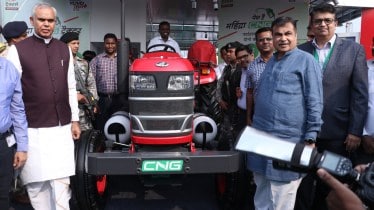 Mahindra CNG Tractor