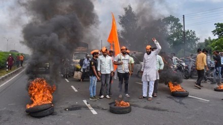 Maratha quota: Bus services suspended in five districts, internet snapped as stir intensifies | Top points