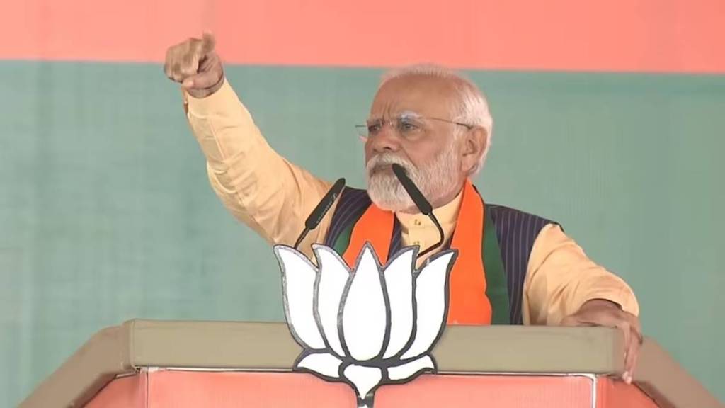 Modi refers to Rahul Gandhi as 'moorkhon ke sardar', sparks row Modi refers to Rahul Gandhi as 'moorkhon ke sardar', sparks row