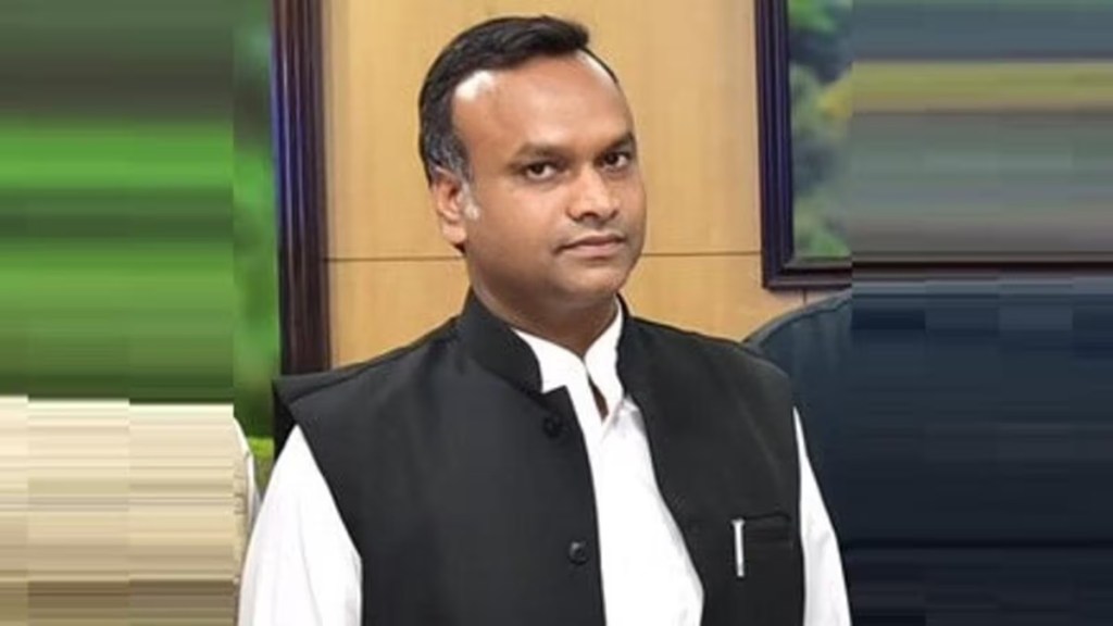 'Congress will fulfill guarantees in Telangana by giving back money 'looted' by BRS': Priyank Kharge