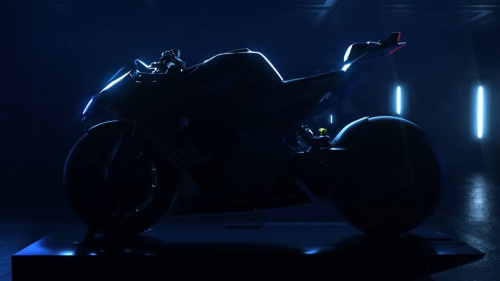 Ultraviolette F99