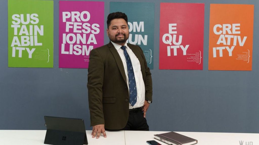 AI can analyze vast amounts of medical data, including images