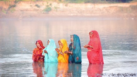 chhath puja, diwali sale, Chinese goods, Indian festival, CAIT, traders,