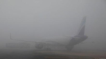 Kashmir, Srinagar, dense fog in Srinagar, flight delay in Srinagar, flight disruption in Kashmir Kashmir, Srinagar, dense fog in Srinagar, flight delay in Srinagar, flight disruption in Kashmir