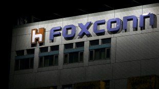 iphone, foxconn, Taiwan's Hon Hai Precision Industry Co, Indian government, Hon Hai Technology India Mega Development, latest news, business news, top news,