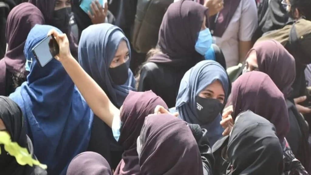 Karnataka Examination Authority bans head coverings; permits mangalsutra in recruitment exams