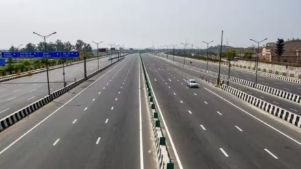 MoRTH, road awards, General Elections, project completion, EPC, toll projects, highway stretches, funding, budgetary allocation