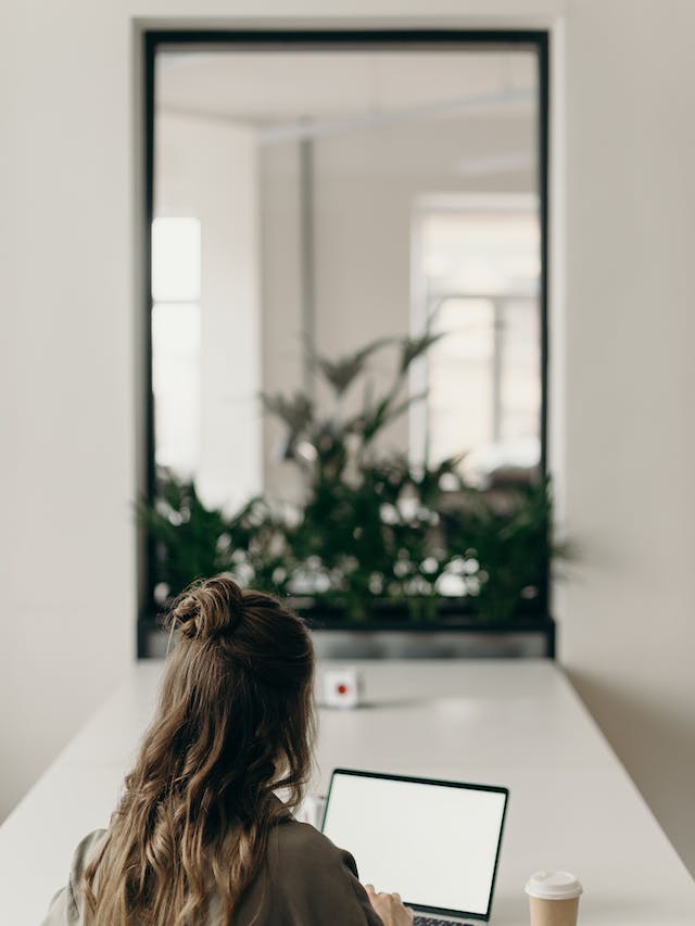 pexels-cottonbro-studio-4065624 (1)