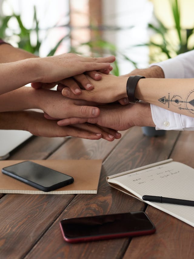 how to add co founder, Role of co founder, startupnews, startup, documents required for startups, business, startup india