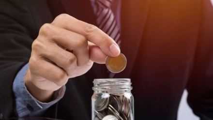 Mutual Funds vs FDs vs Savings Accounts vs Others: Where do Indians save their money?